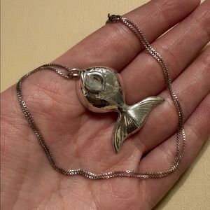 Beautiful Sterling Silver 925 Fish Pendant Necklace chain size 16’